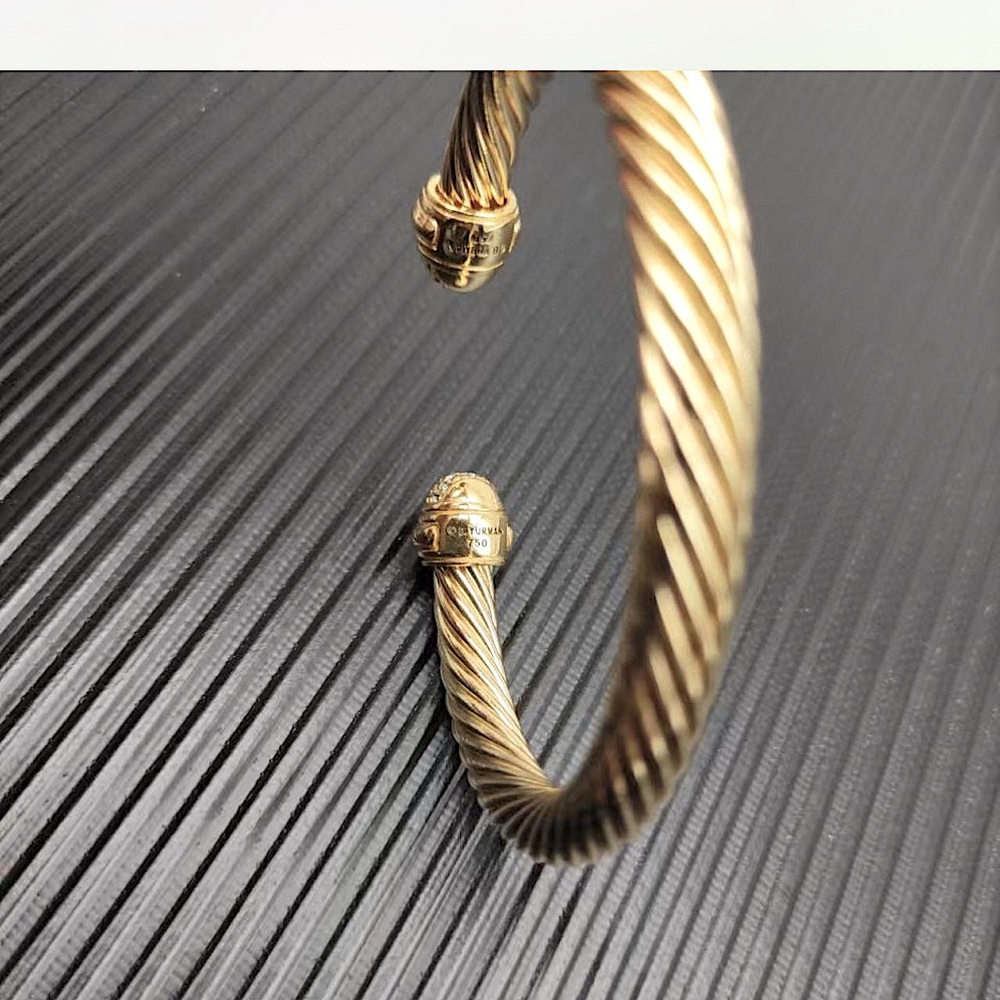 EUC David Yurman RENAISSANCE® OVAL CABLESPIRA® BRACELET, 18K Gold, Diamonds, 7mm - Picture 6 of 9